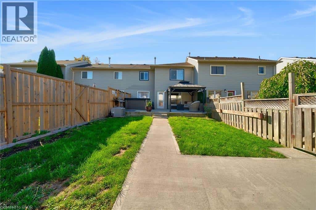 22 PLEASANT GROVE Terrace — Grimsby - Photo 5 of 36