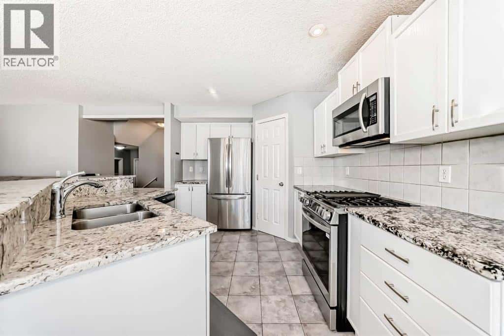 344 Copperfield Boulevard SE — Calgary - Photo 5 of 48