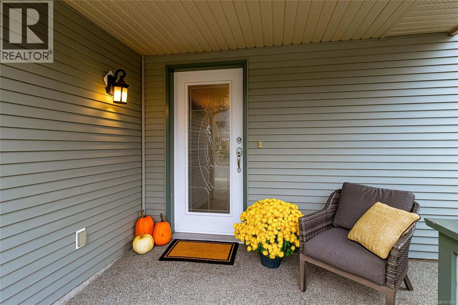 5996 Rockridge Rd — Duncan - Photo 2 of 43