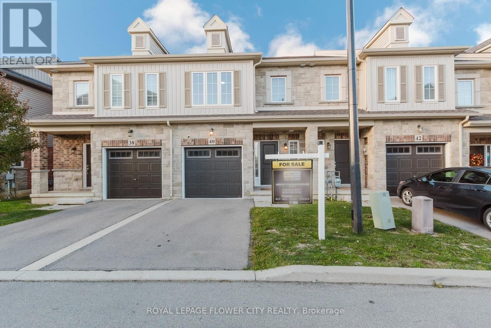 40 DAYMAN DRIVE — Hamilton (Ancaster) - Main photo