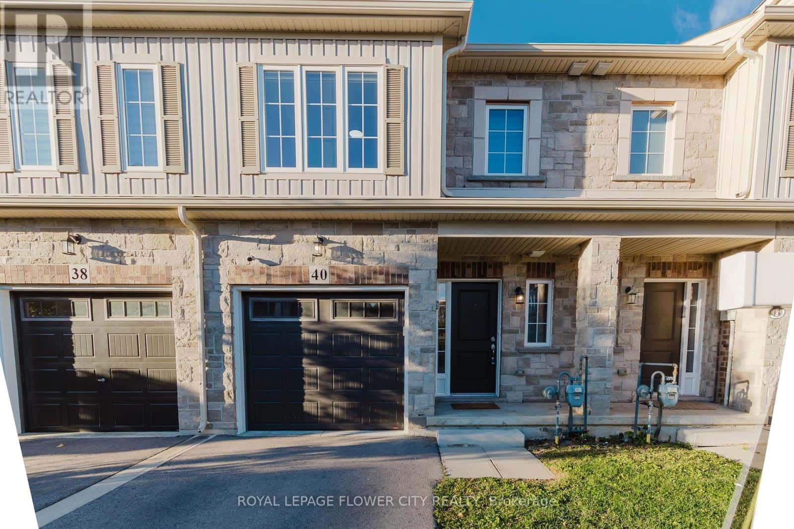 40 DAYMAN DRIVE — Hamilton (Ancaster) - Photo 3 of 50