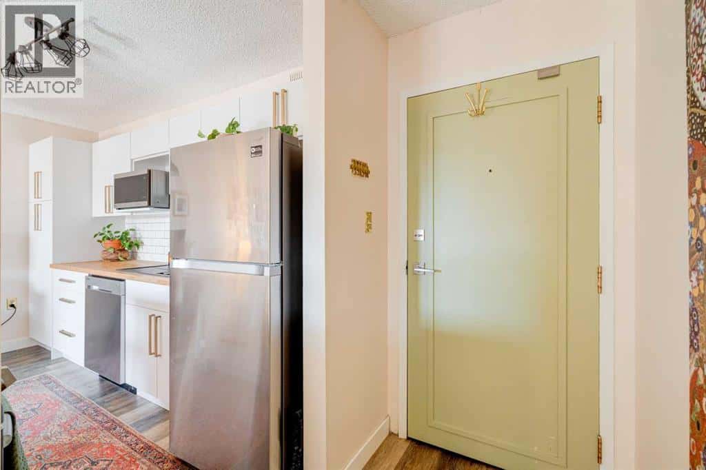 309, 1602 11 Avenue SW — Calgary - Photo 4 of 29