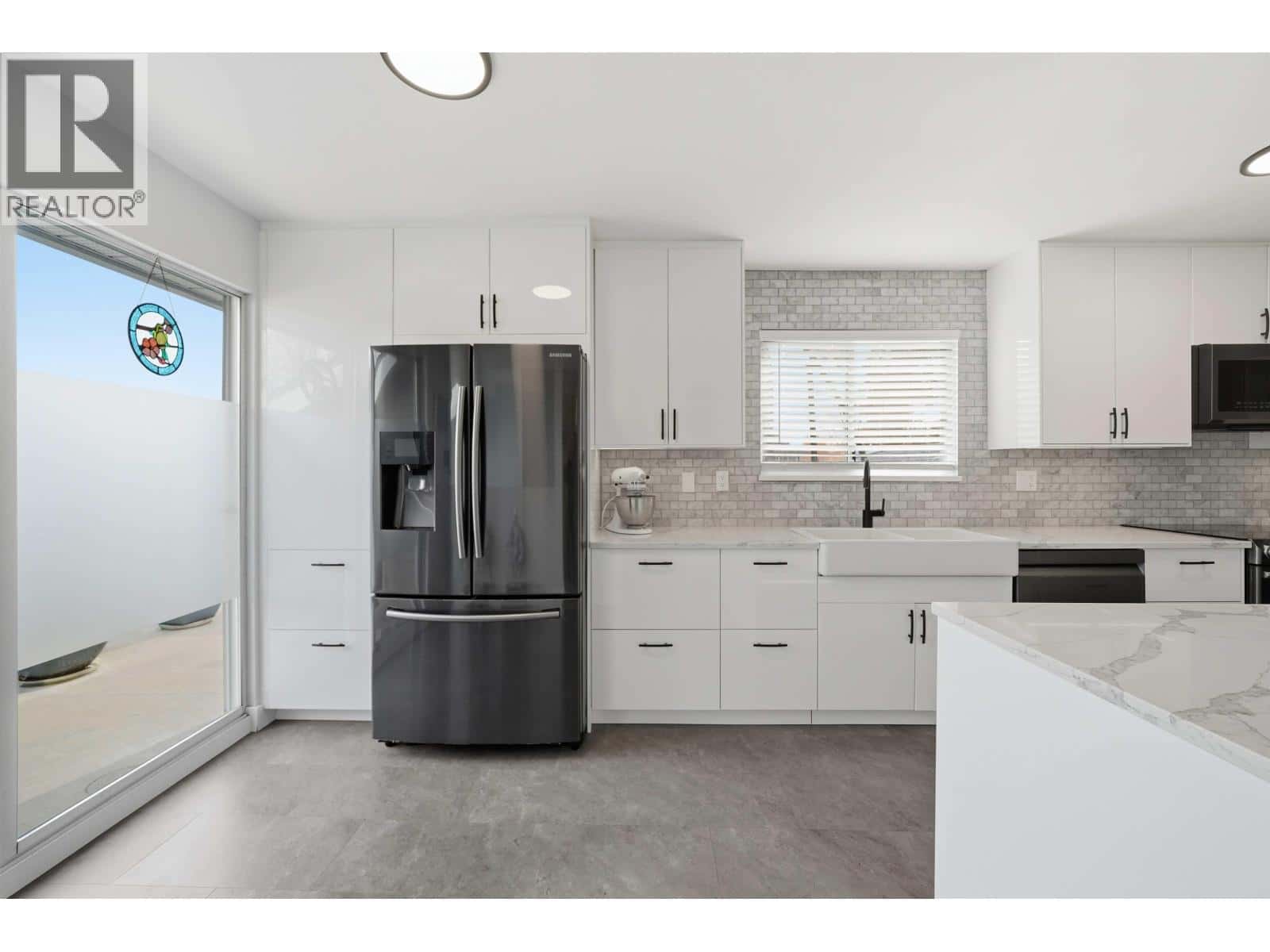 14 6250 48A AVENUE — Delta - Photo 3 of 31