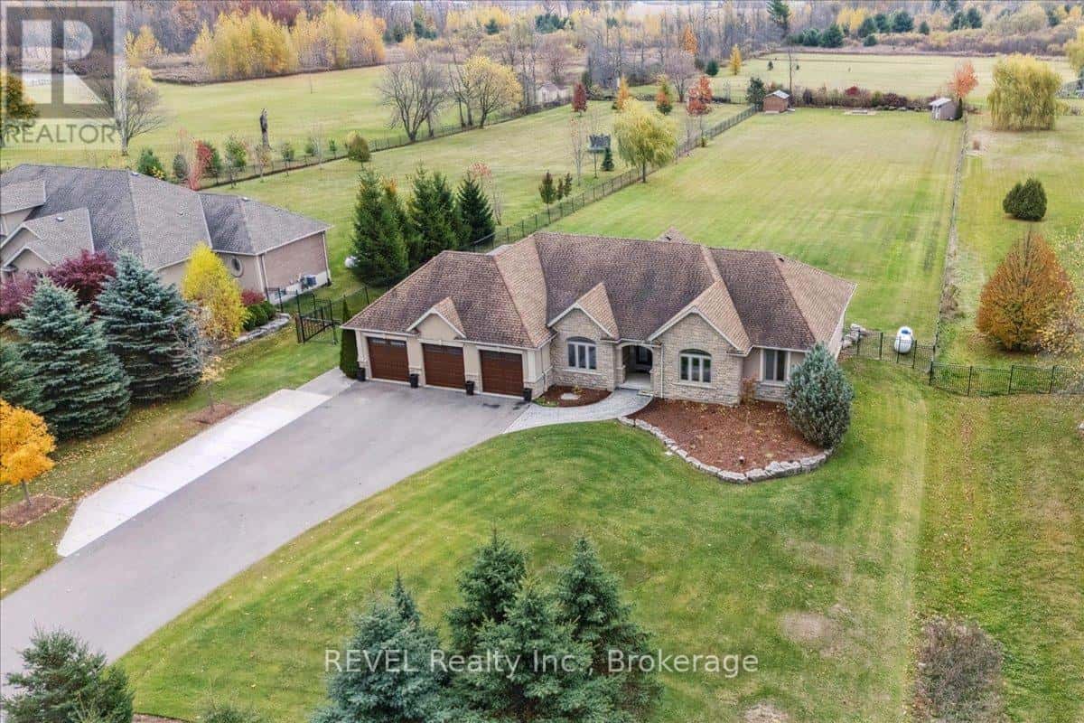 1330 CONCESSION 6 ROAD W — Hamilton - Photo 3 of 38