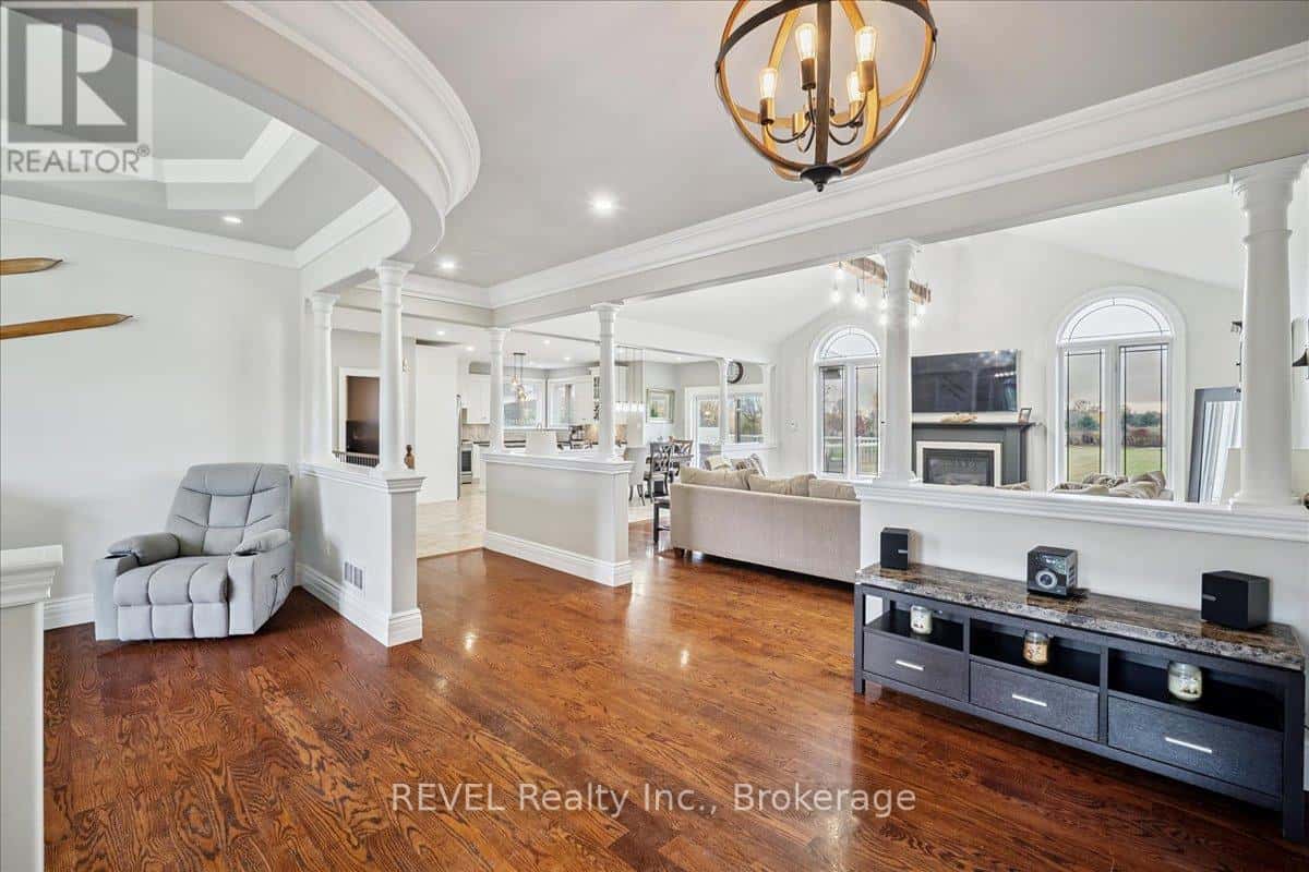 1330 CONCESSION 6 ROAD W — Hamilton - Photo 4 of 38