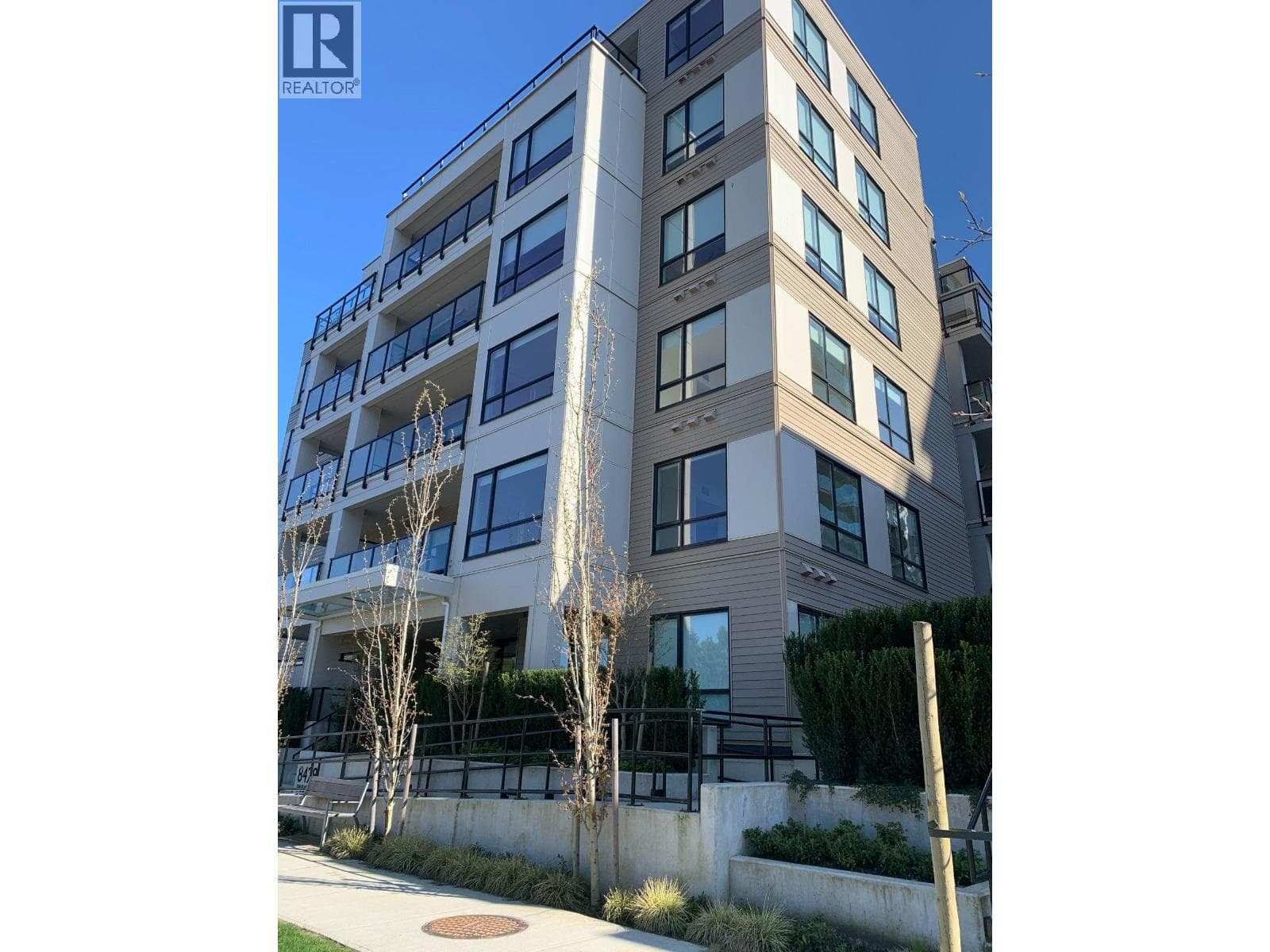 101 8428 PARK ROAD — Richmond - Main photo