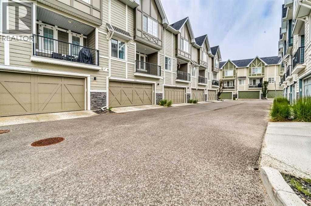 607 Nolanlake Villas NW — Calgary - Photo 3 of 22