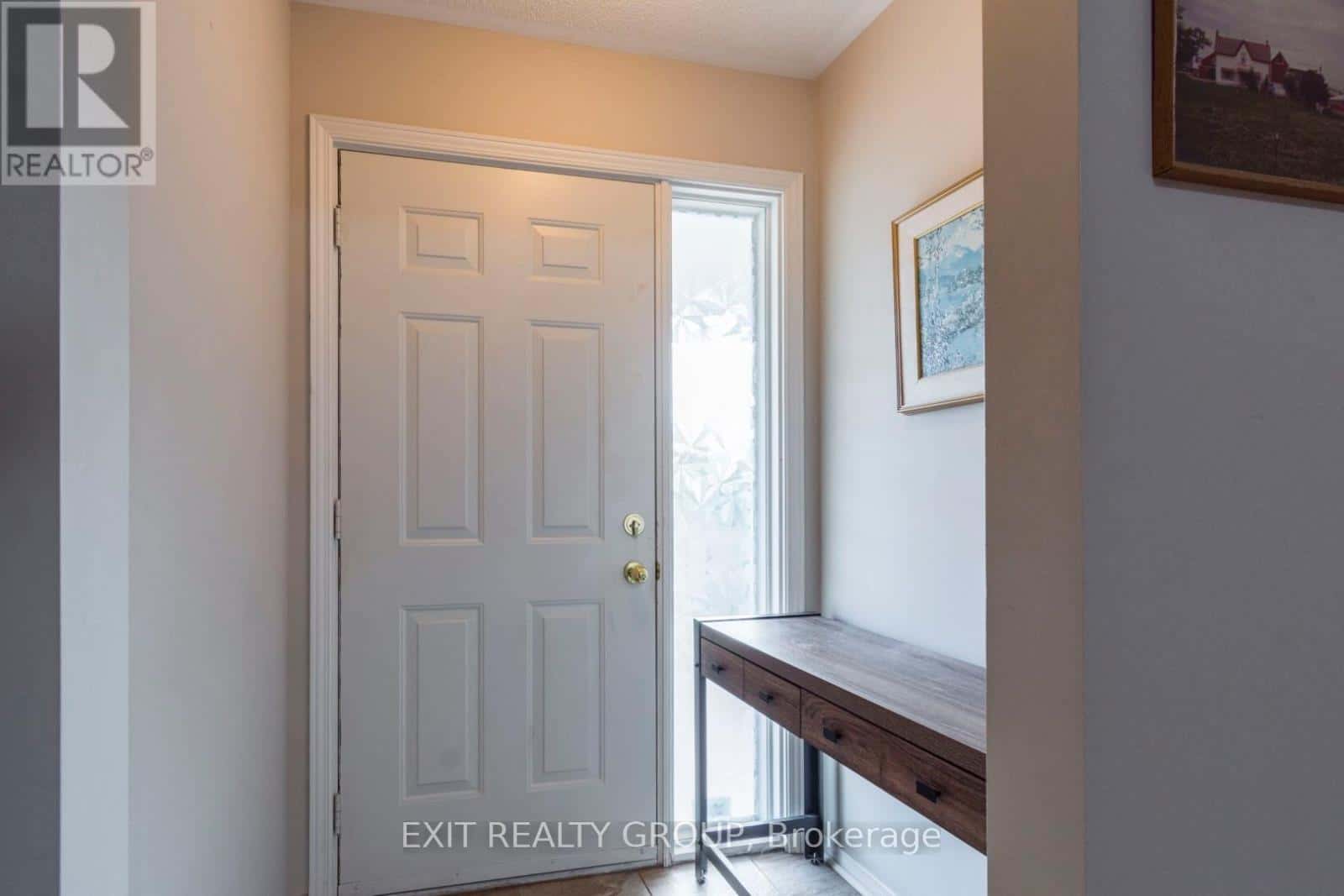 36 CRETNEY DRIVE — Prince Edward County (Wellington Ward) - Photo 2 of 28