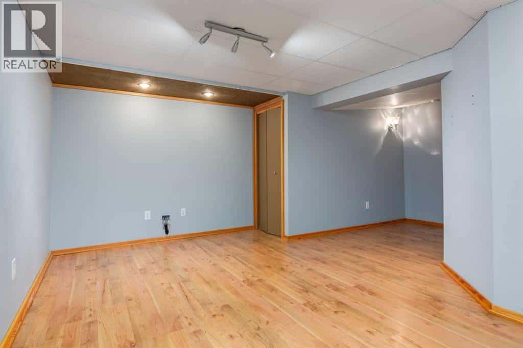 5, 135 Bow Ridge Drive — Cochrane - Photo 2 of 37