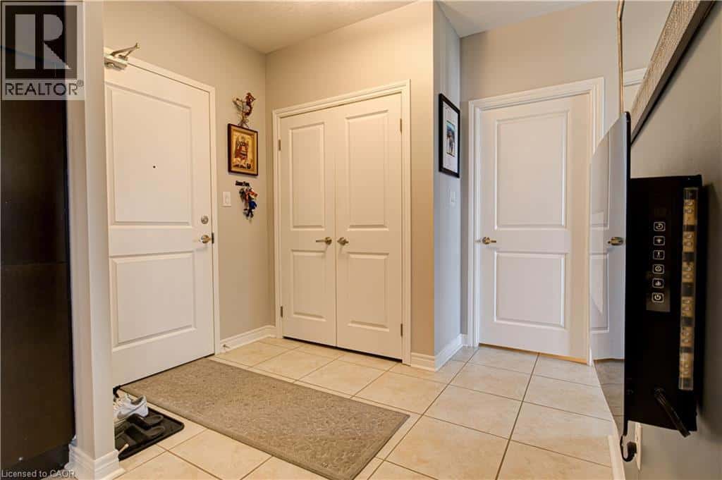 539 BELMONT Avenue Unit# 1106 — Kitchener - Photo 4 of 15