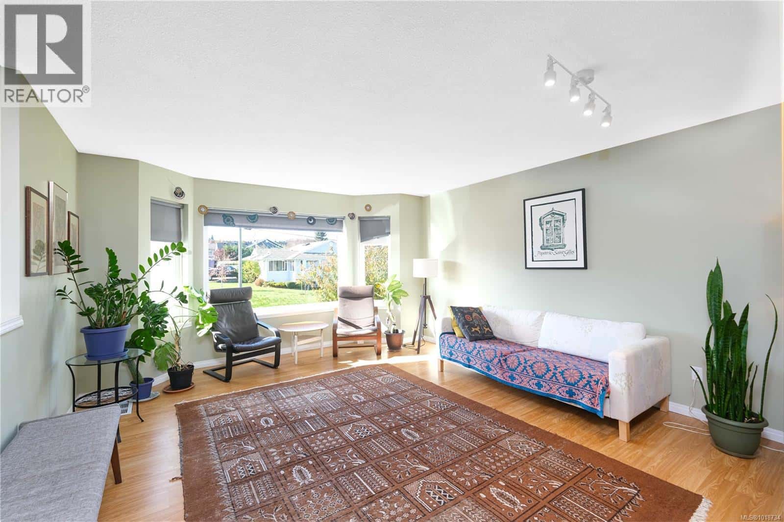 2741 Fairmile Rd — Campbell River - Photo 5 of 28