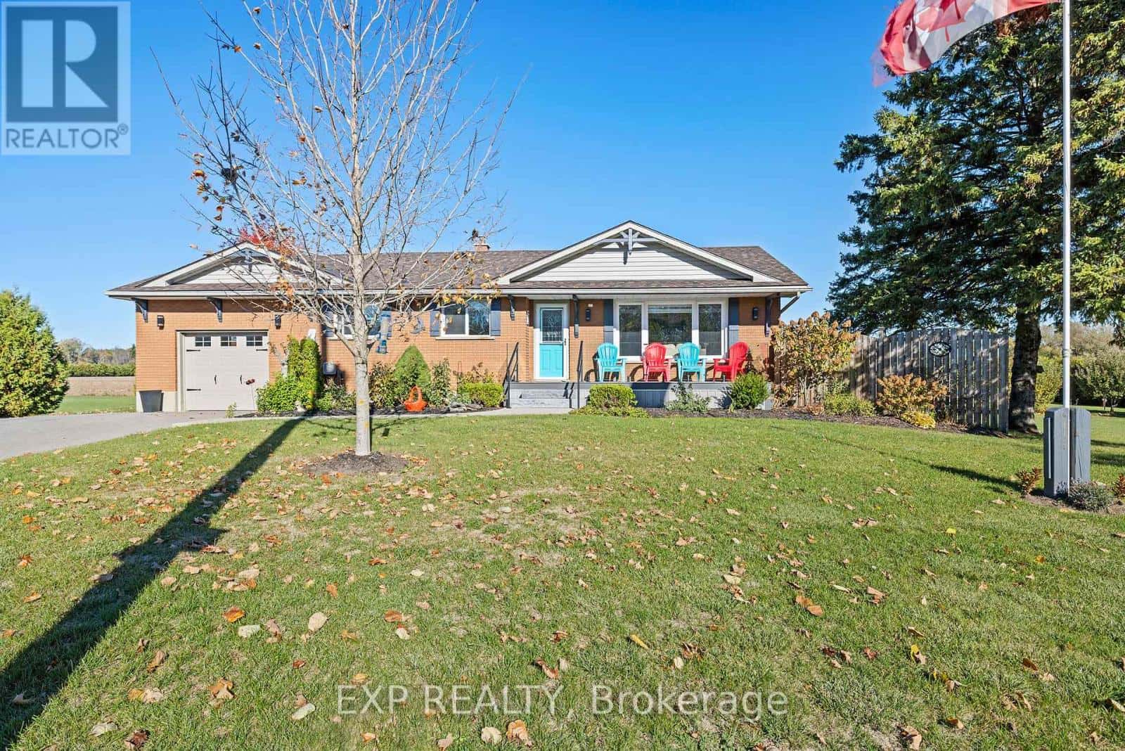 1637 WINDHAM 7, R. R. #3 ROAD — Norfolk (Vanessa) - Photo 2 of 37