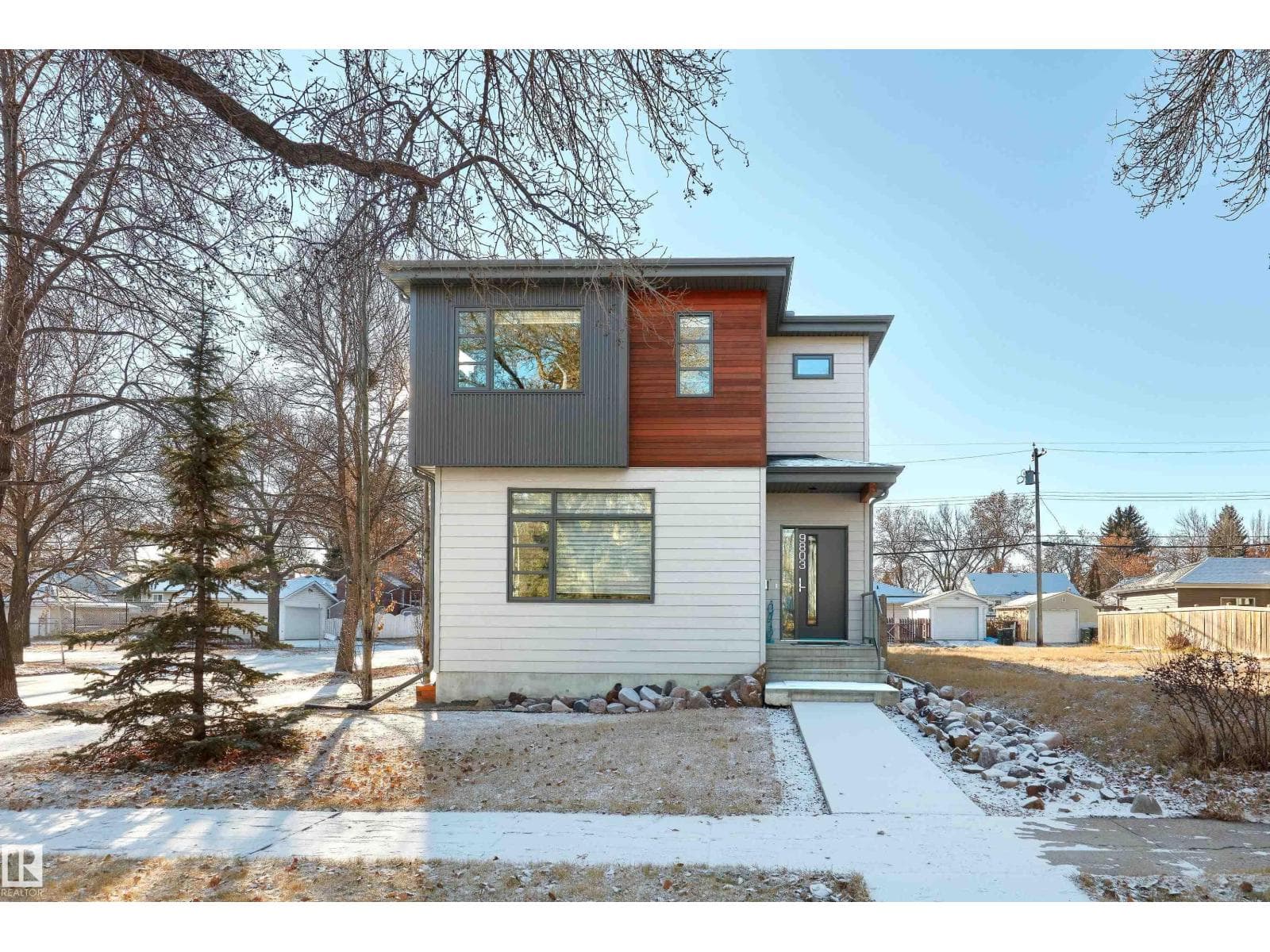 9803 74 AV NW — Edmonton - Main photo