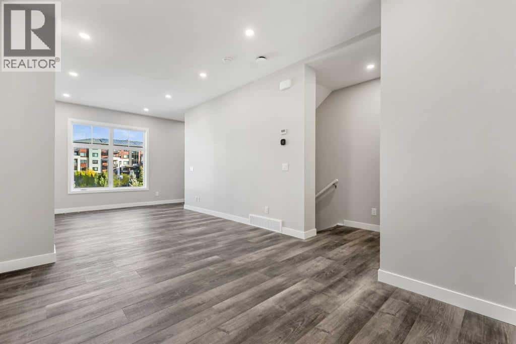 153 Mahogany Gardens SE — Calgary - Photo 5 of 16