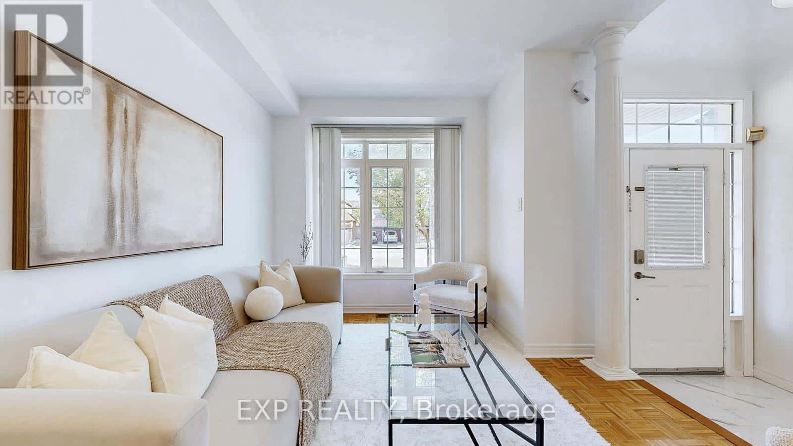 19 LA ROCCA AVENUE — Vaughan (Vellore Village), Ontario - Photo 2 of 32