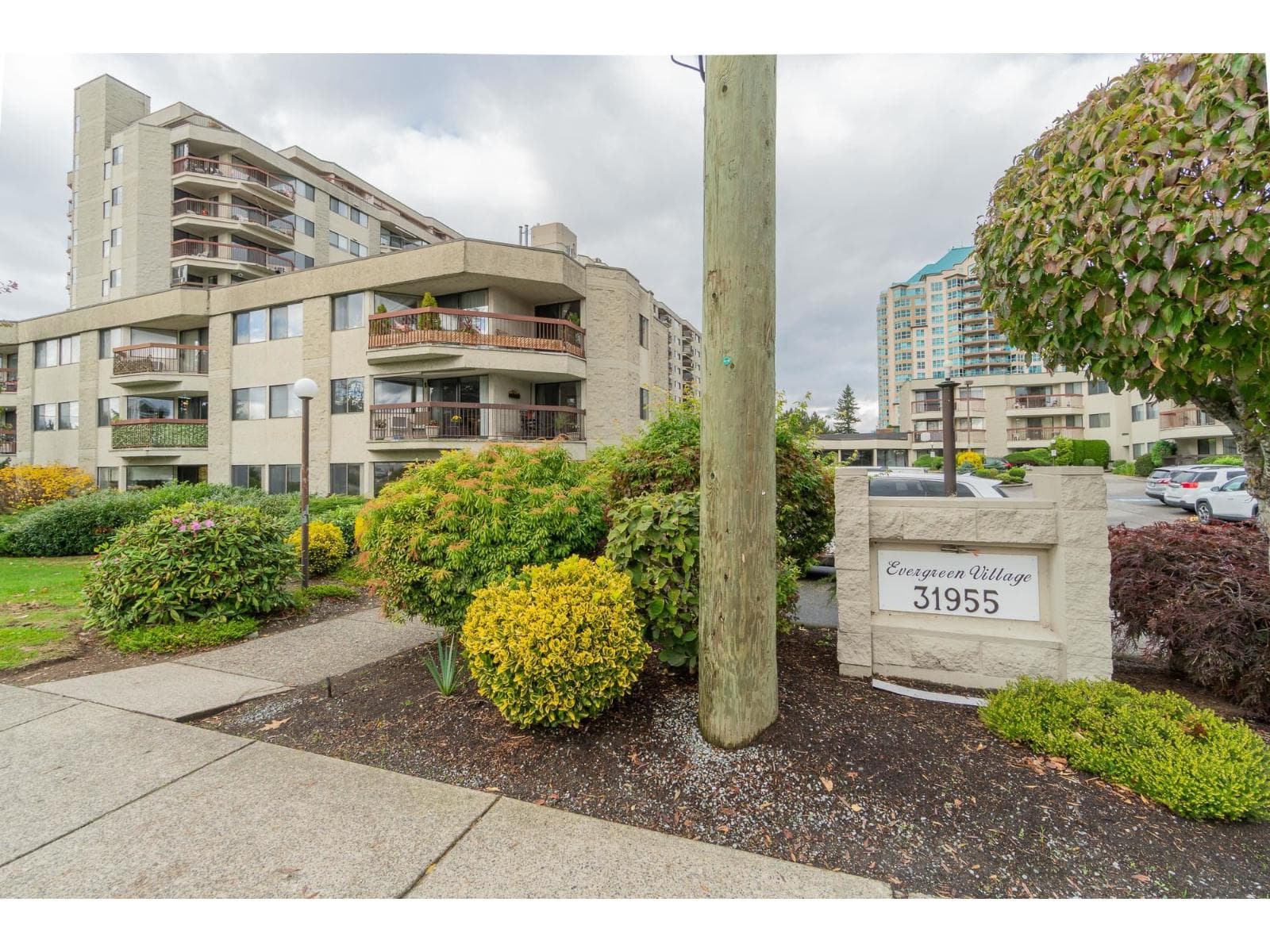 112 31955 OLD YALE ROAD — Abbotsford - Main photo