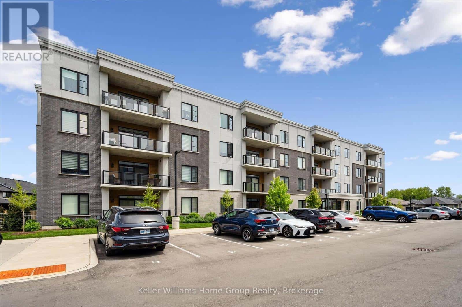 102 - 99A FARLEY ROAD — Centre Wellington (Fergus), Ontario - Photo 2 of 33