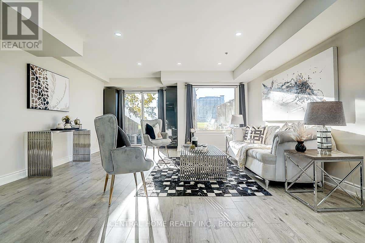 11 - 988 SHEPPARD AVENUE W — Toronto (Bathurst Manor) - Photo 4 of 28