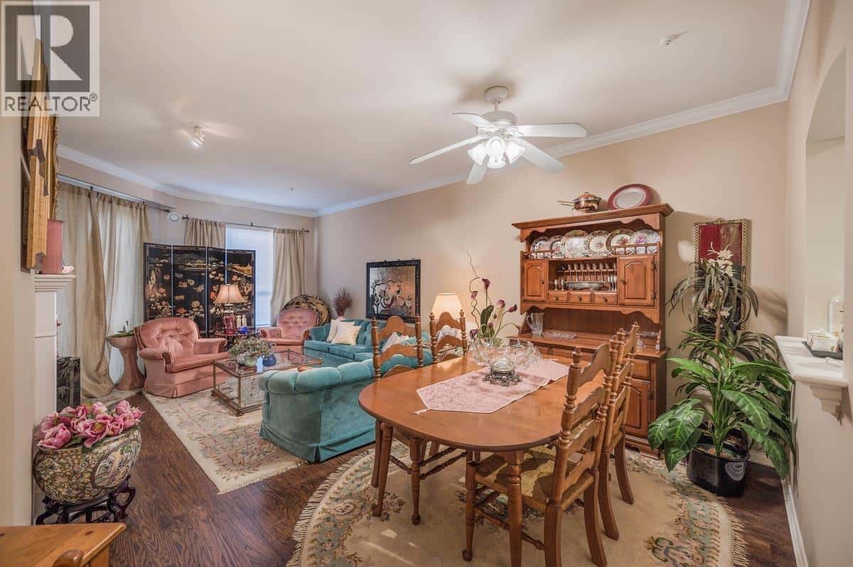 320 3098 GUILDFORD WAY — Coquitlam - Photo 4 of 29