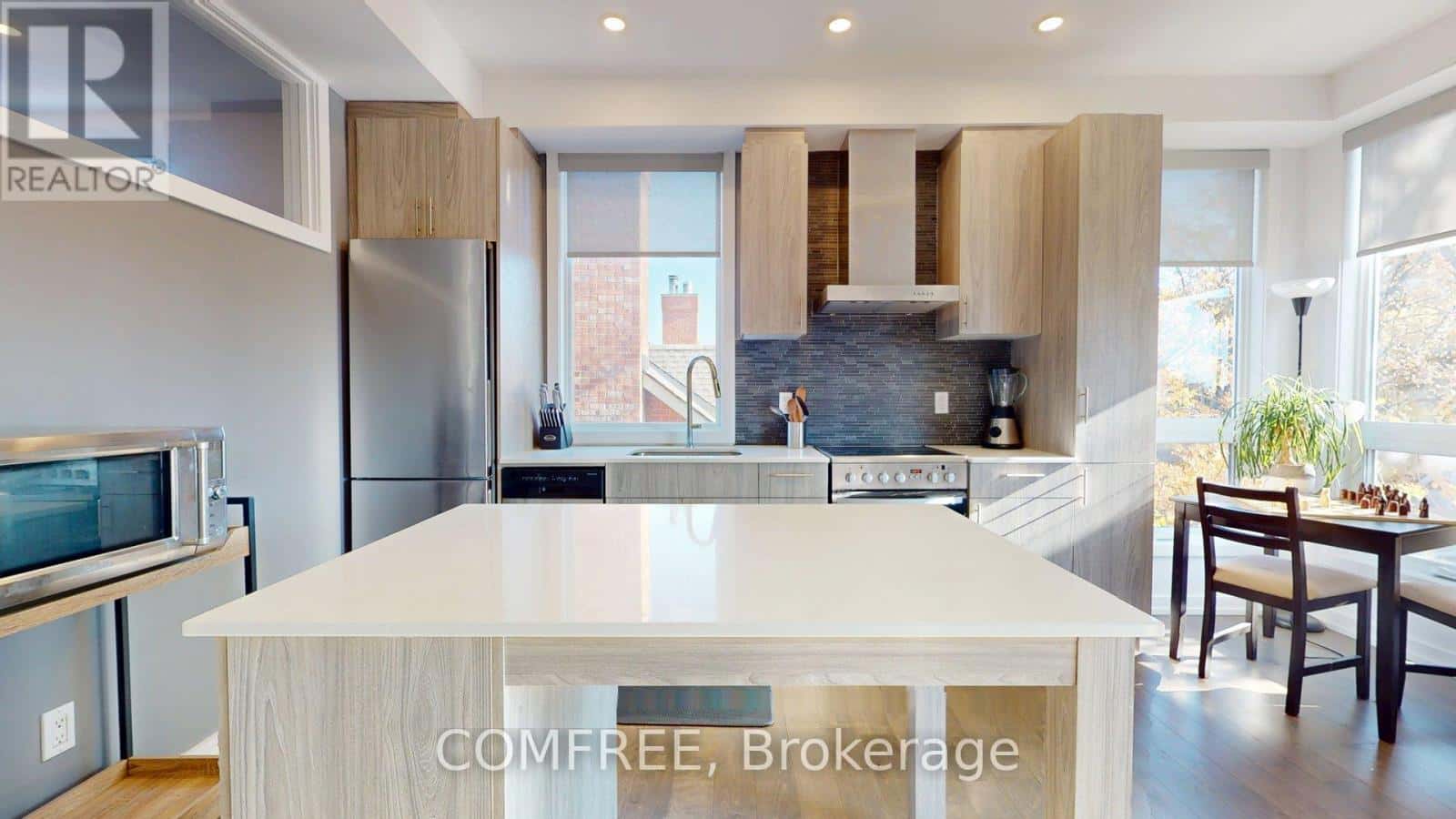 404 - 150 GREENFIELD AVENUE — Ottawa - Photo 4 of 10