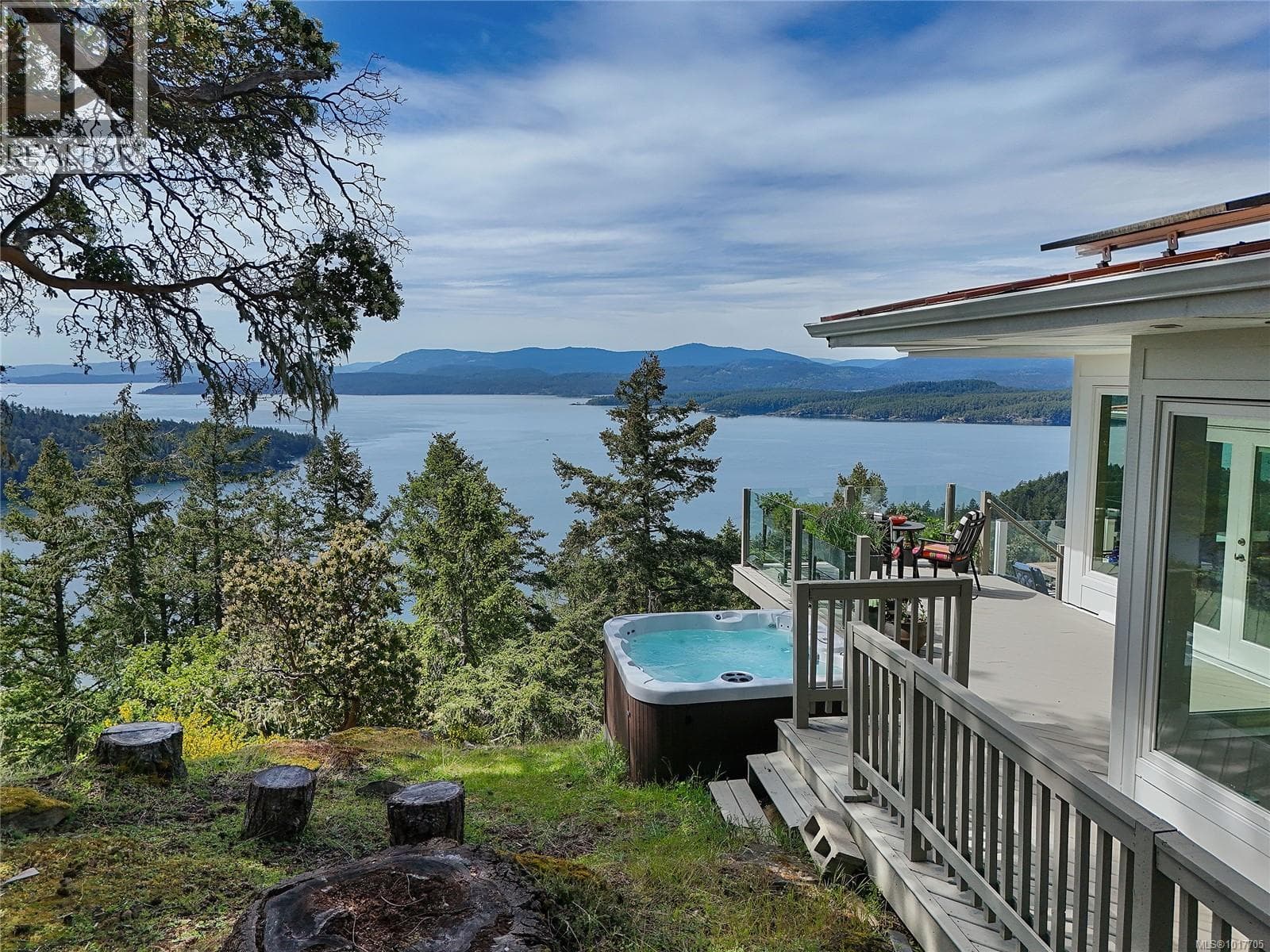 356 East West Rd — Mayne Island - Main photo