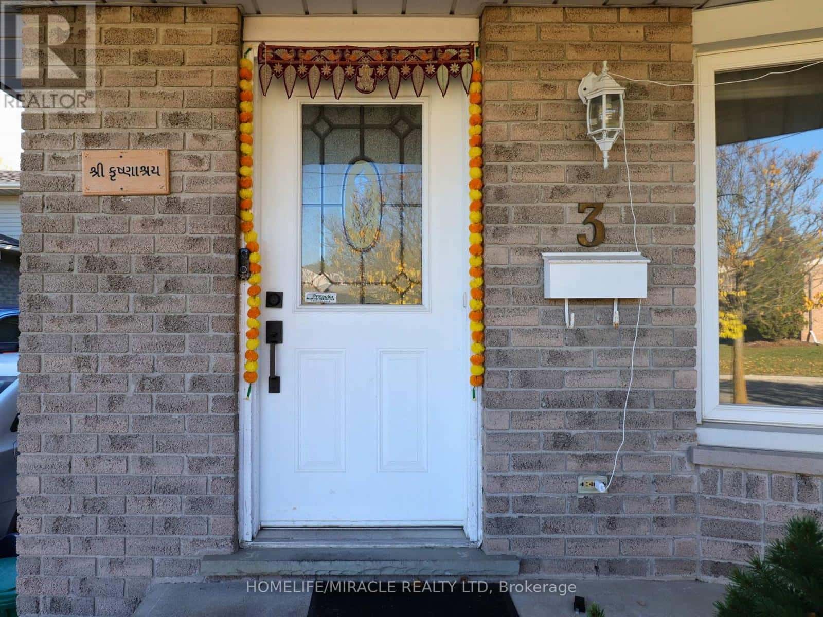 3 CAPRICE COURT — Kitchener - Photo 3 of 45