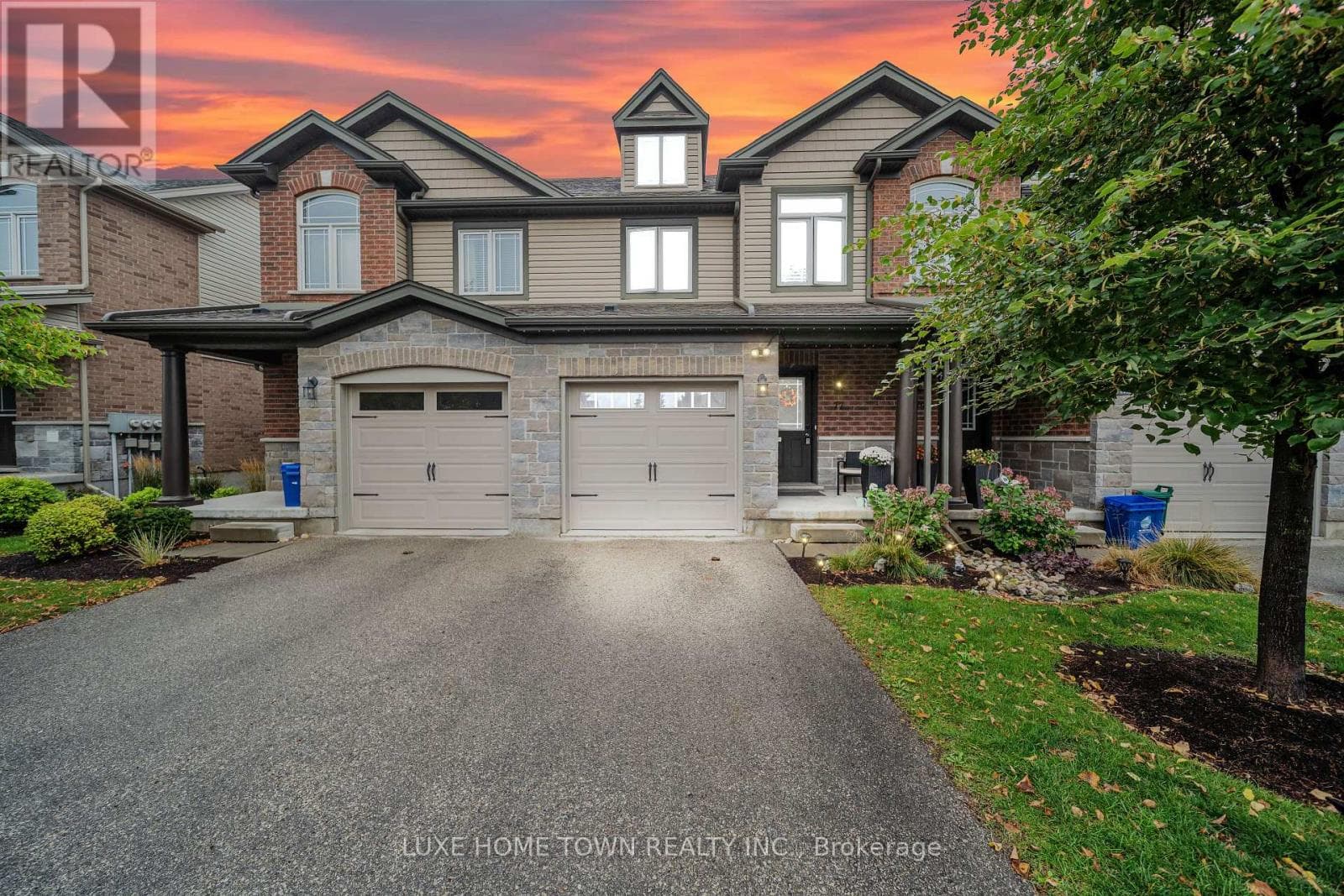 77W - 77 WESTMINSTER CRESCENT — Centre Wellington (Fergus) - Main photo