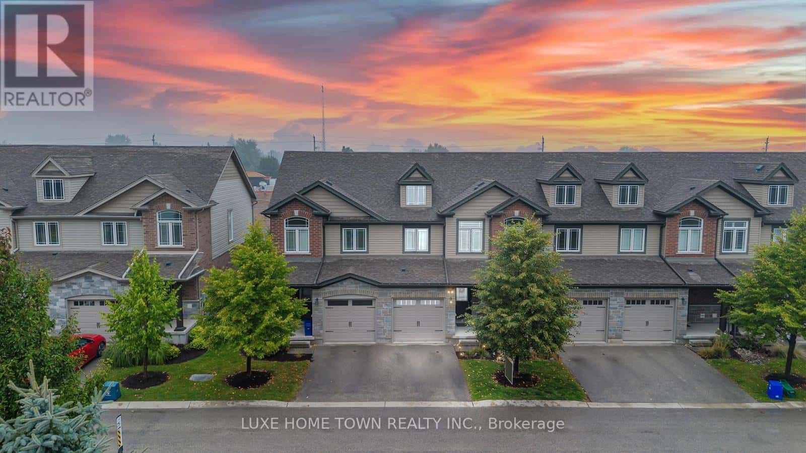 77W - 77 WESTMINSTER CRESCENT — Centre Wellington (Fergus) - Photo 3 of 50