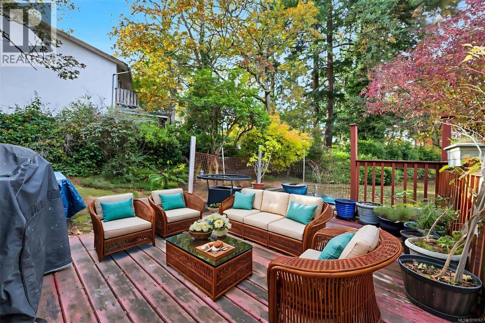 2700 Rainville Rd — Langford - Photo 5 of 47