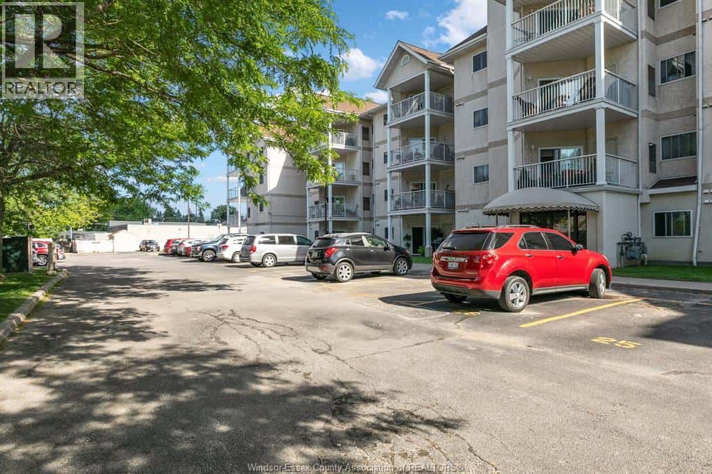 40 ADAMS LANE Unit# 110 — LaSalle - Photo 2 of 28