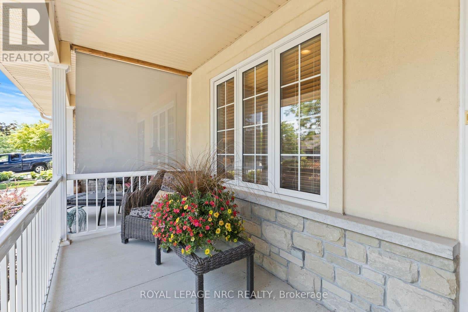 14 HOPE AVENUE W — Niagara-on-the-Lake (Virgil) - Photo 4 of 28