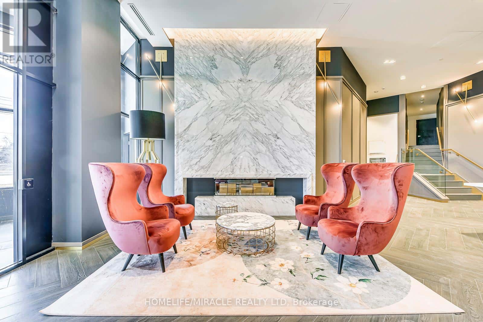 LPH10 - 405 DUNDAS STREET W — Oakville (GO Glenorchy) - Photo 5 of 50