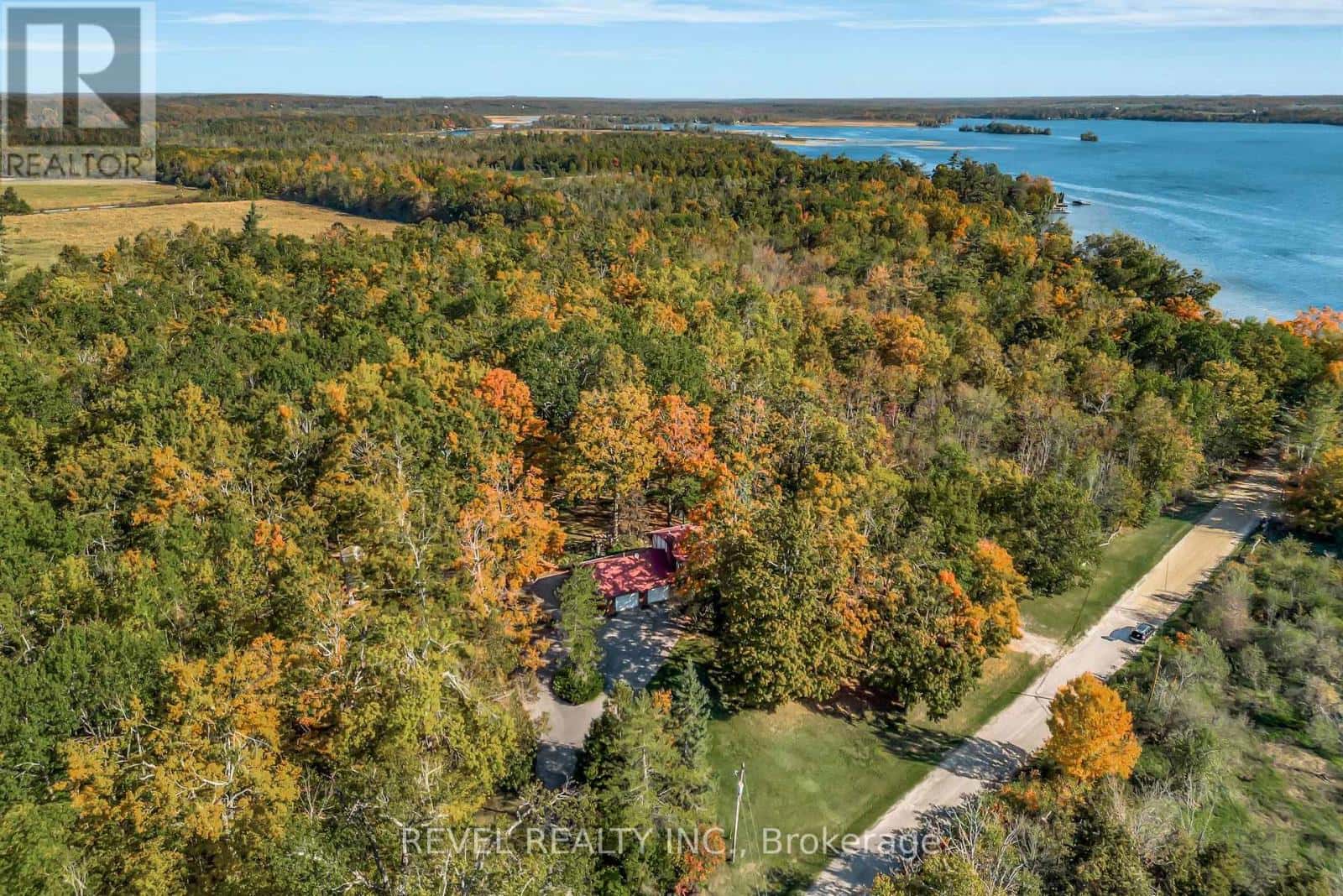 149 LAKEBREEZE ROAD — Kawartha Lakes (Fenelon) - Photo 2 of 50