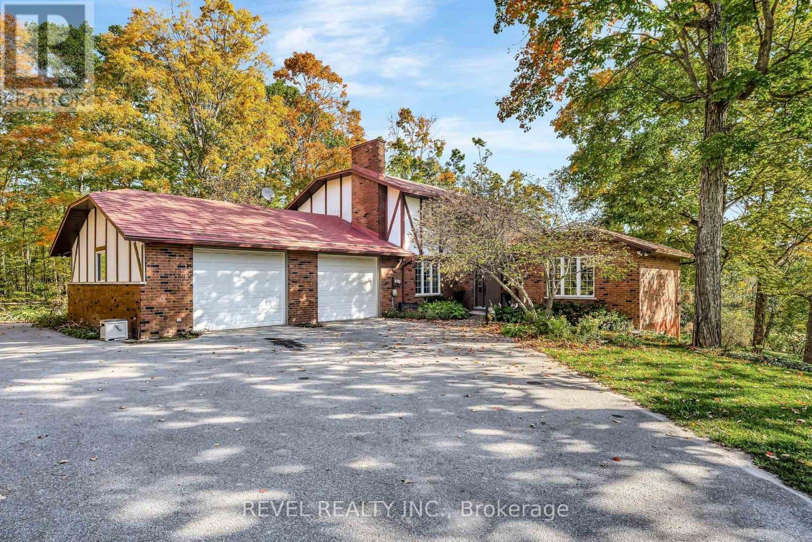 149 LAKEBREEZE ROAD — Kawartha Lakes (Fenelon) - Photo 3 of 50