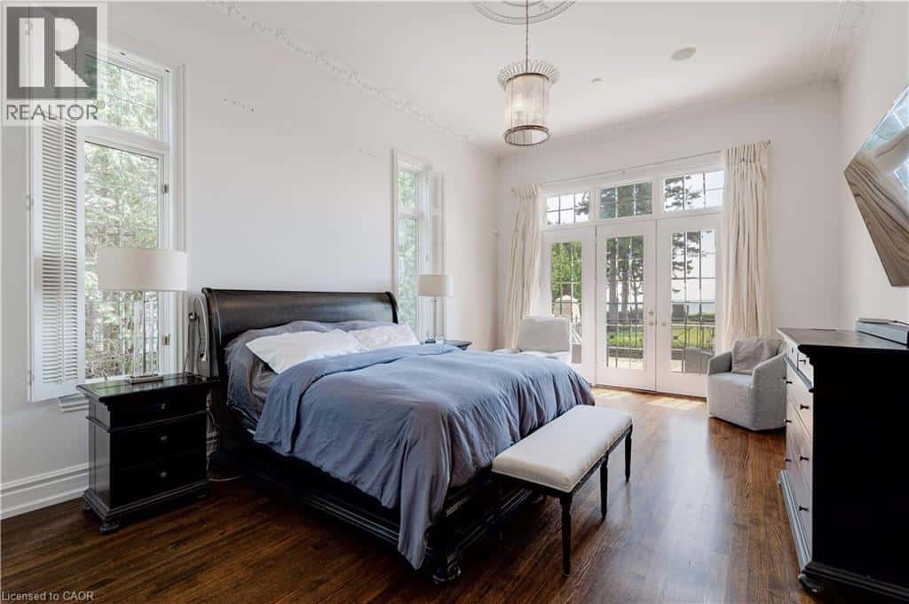 4410 LAKESHORE Road — Burlington - Photo 5 of 50