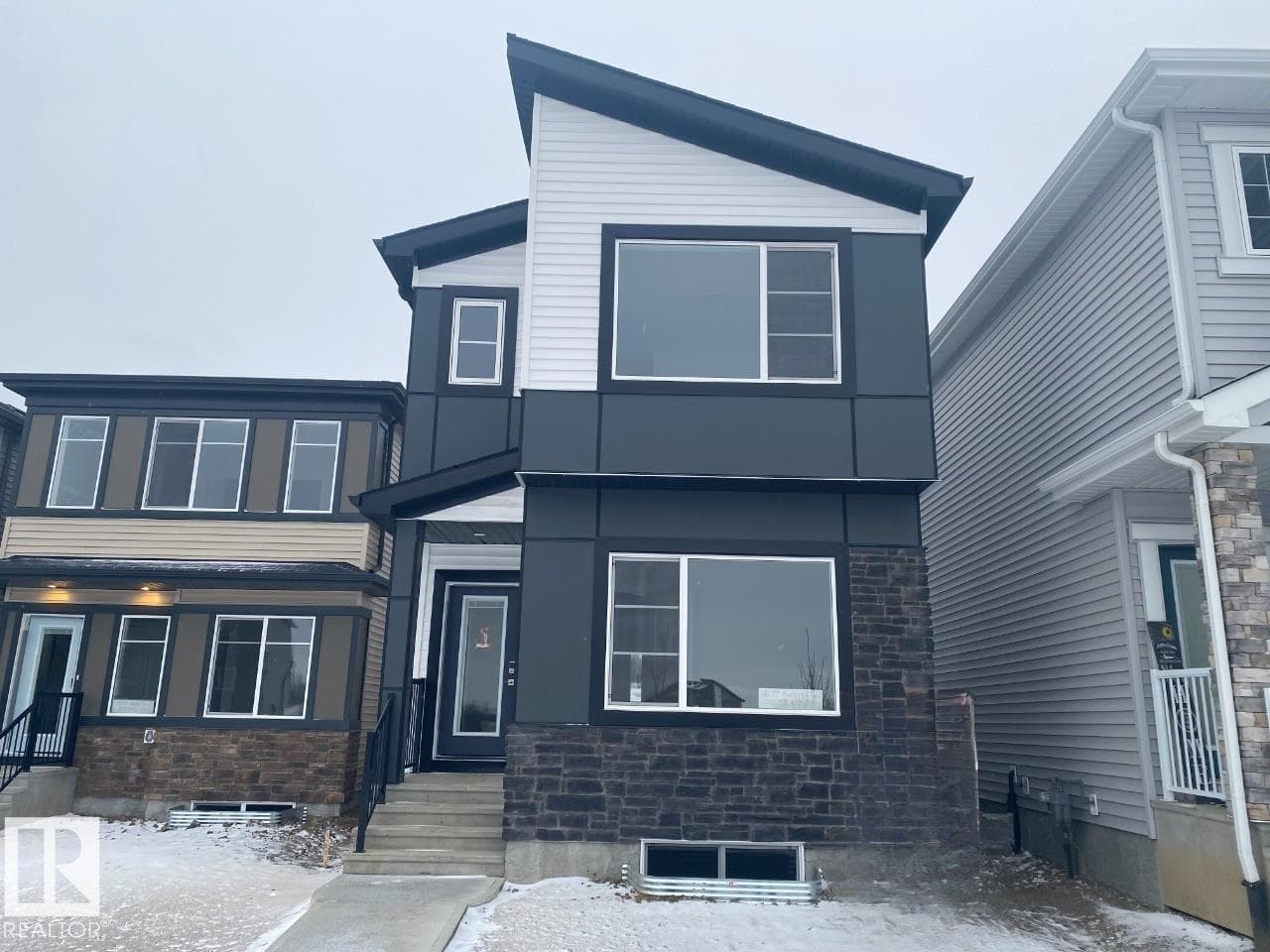 4299 KINGLET DR NW — Edmonton - Main photo