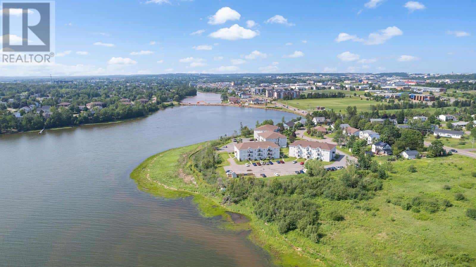 7 22 Waterview Heights — Charlottetown - Photo 5 of 25