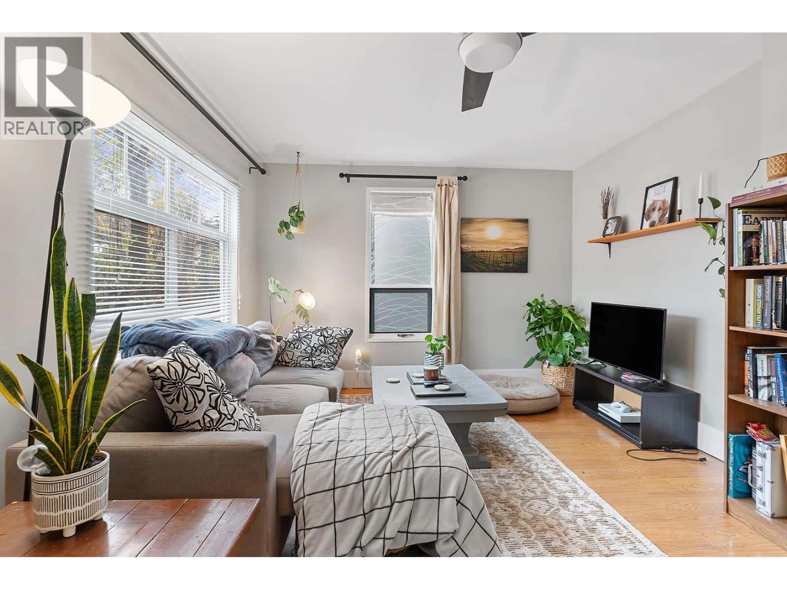 2108 33 Street — Vernon - Photo 3 of 36