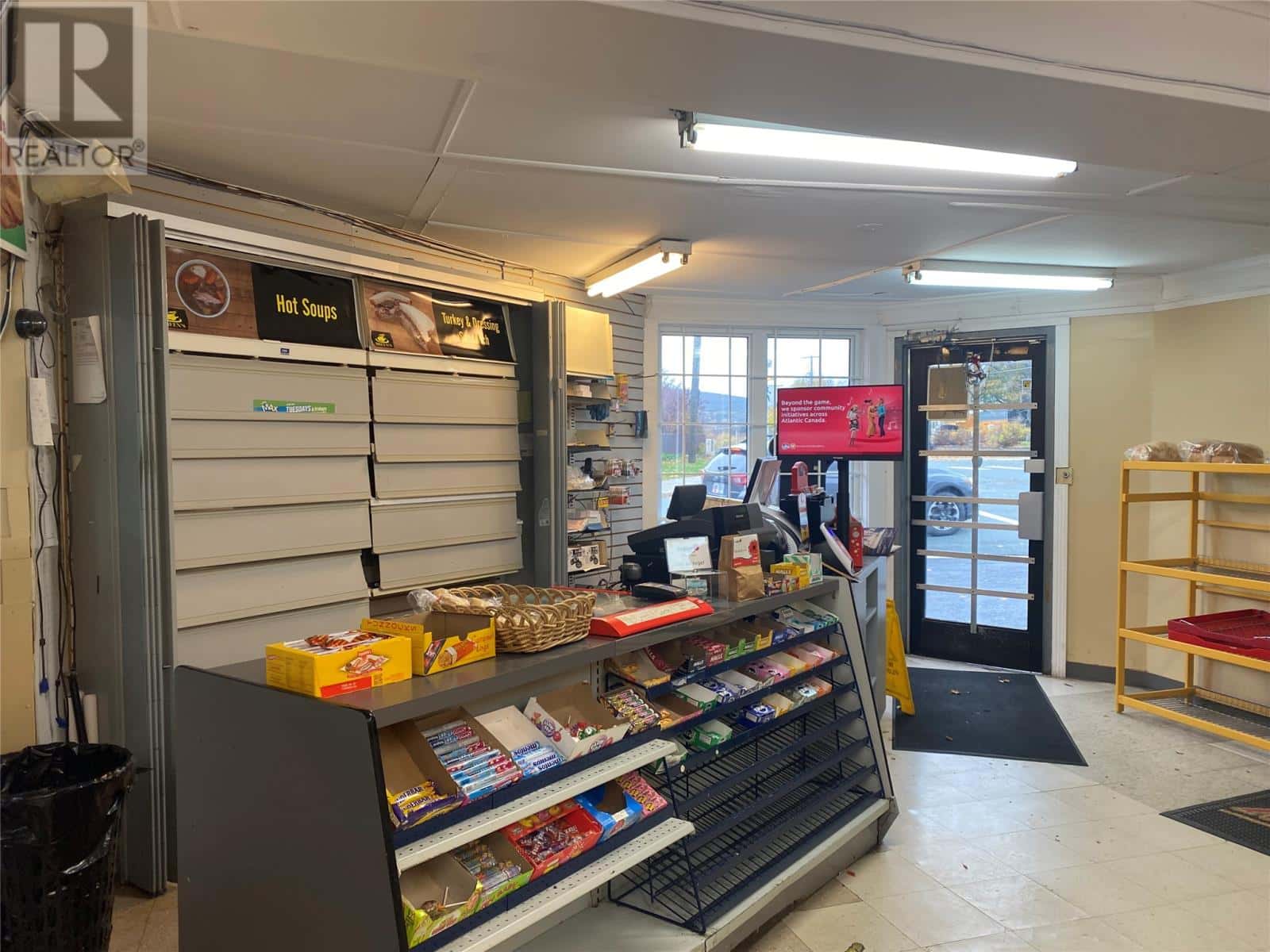 32 PORTUGAL COVE Road — ST JOHN'S - Photo 4 of 8