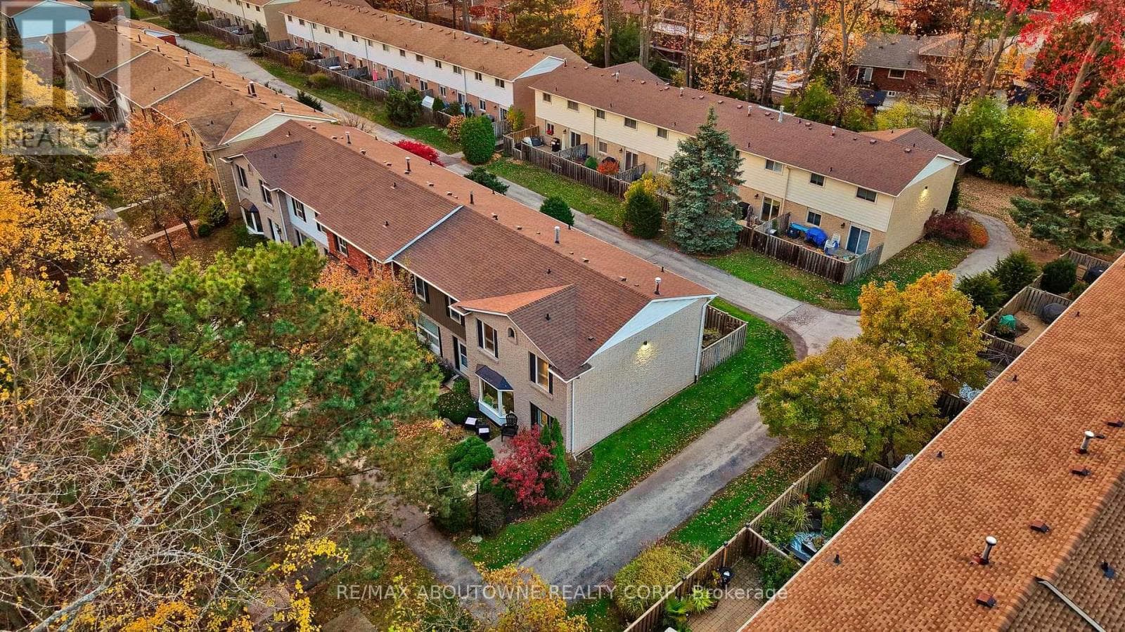 29 - 5475 LAKESHORE ROAD — Burlington (Appleby) - Main photo