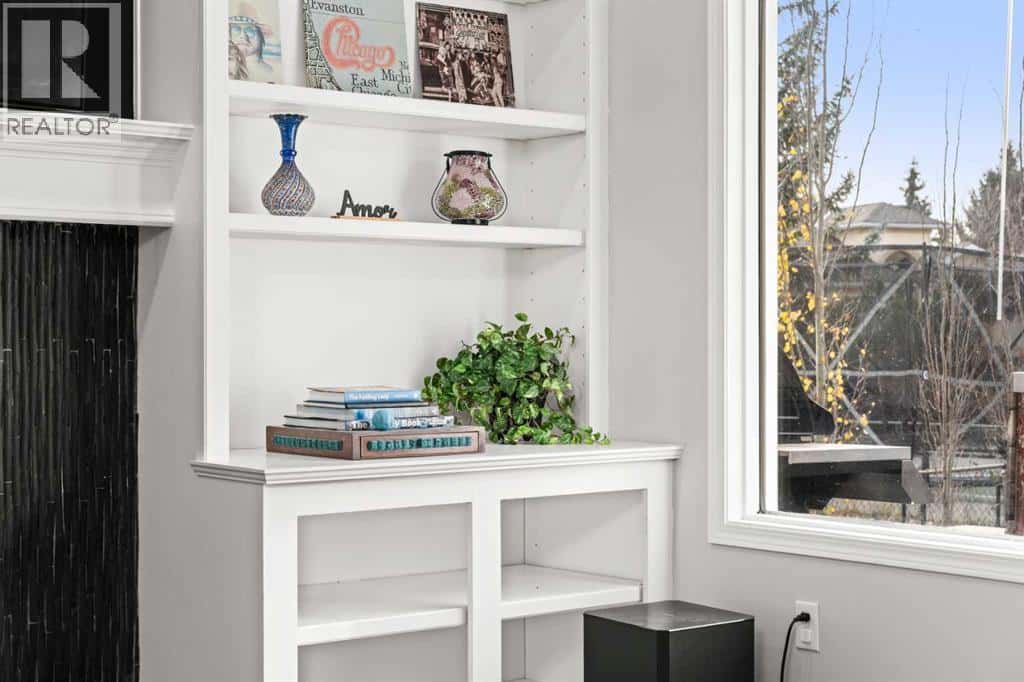 296 Lakeside Greens Crescent — Chestermere - Photo 3 of 33