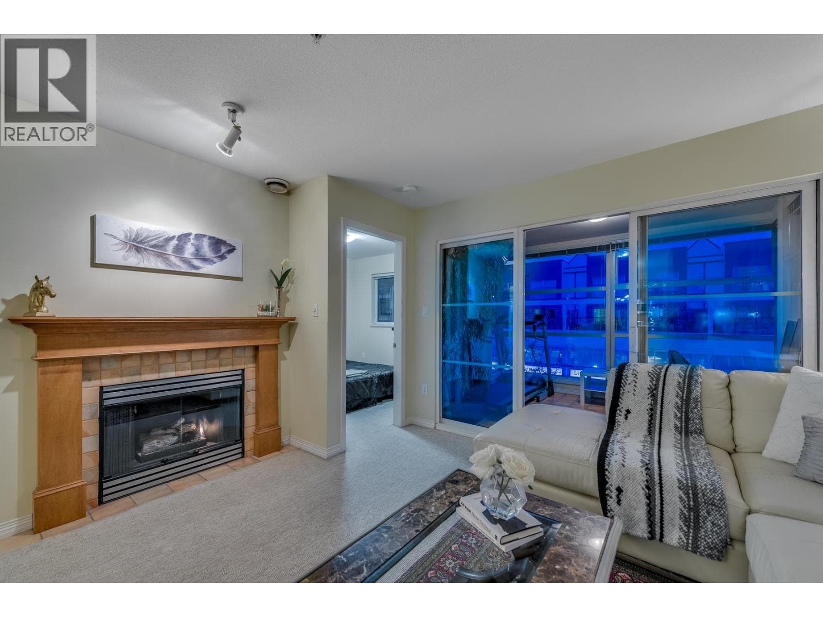 317 2929 W 4TH AVENUE — Vancouver - Main photo