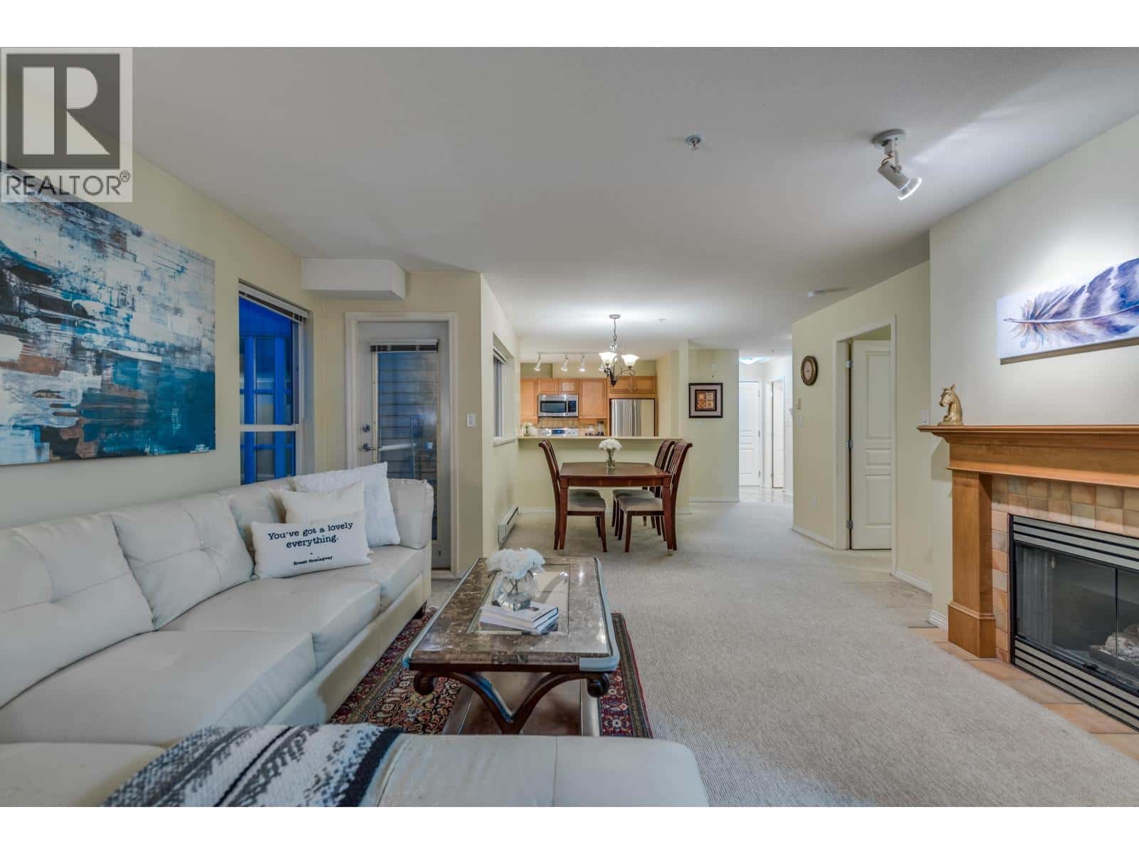 317 2929 W 4TH AVENUE — Vancouver - Photo 3 of 24