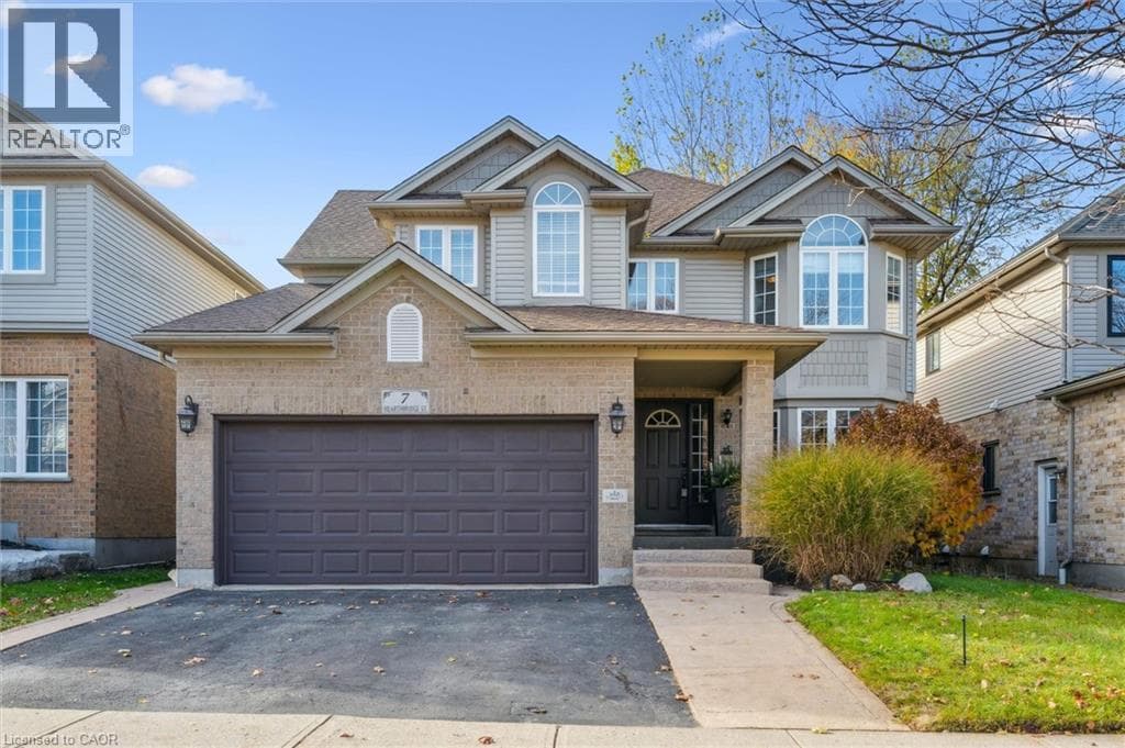 7 HEARTHBRIDGE Street — Kitchener - Main photo
