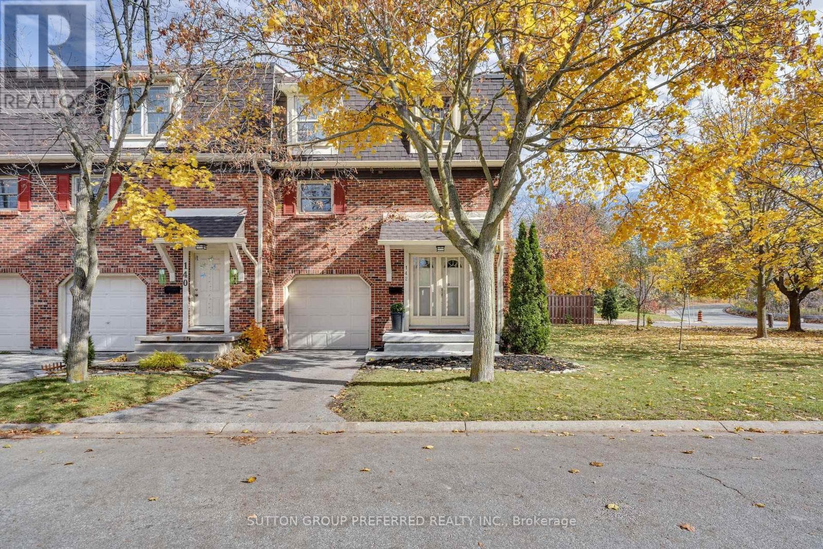 142 - 900 POND VIEW ROAD — London South (South T) - Main photo