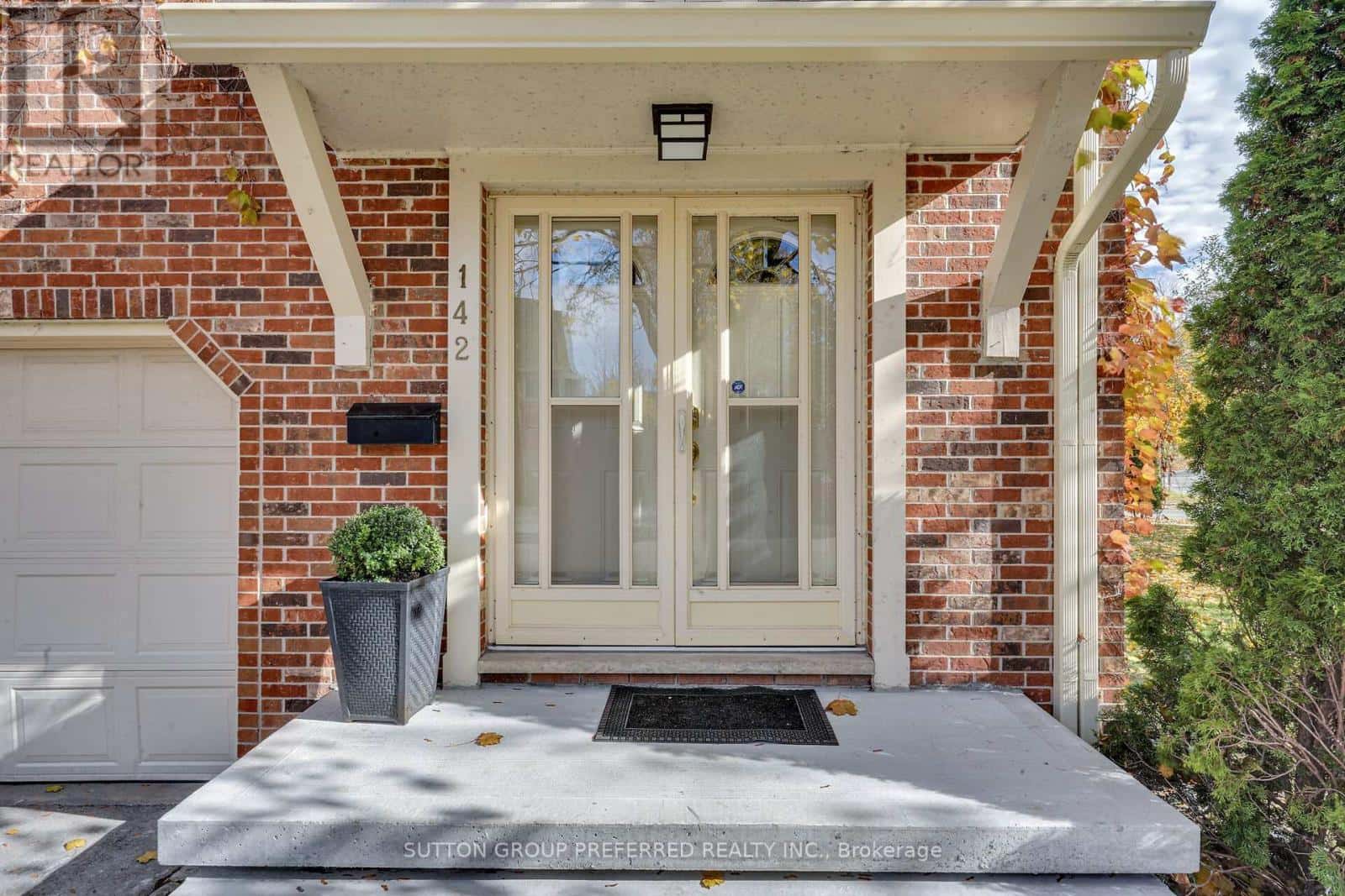 142 - 900 POND VIEW ROAD — London South (South T) - Photo 4 of 50