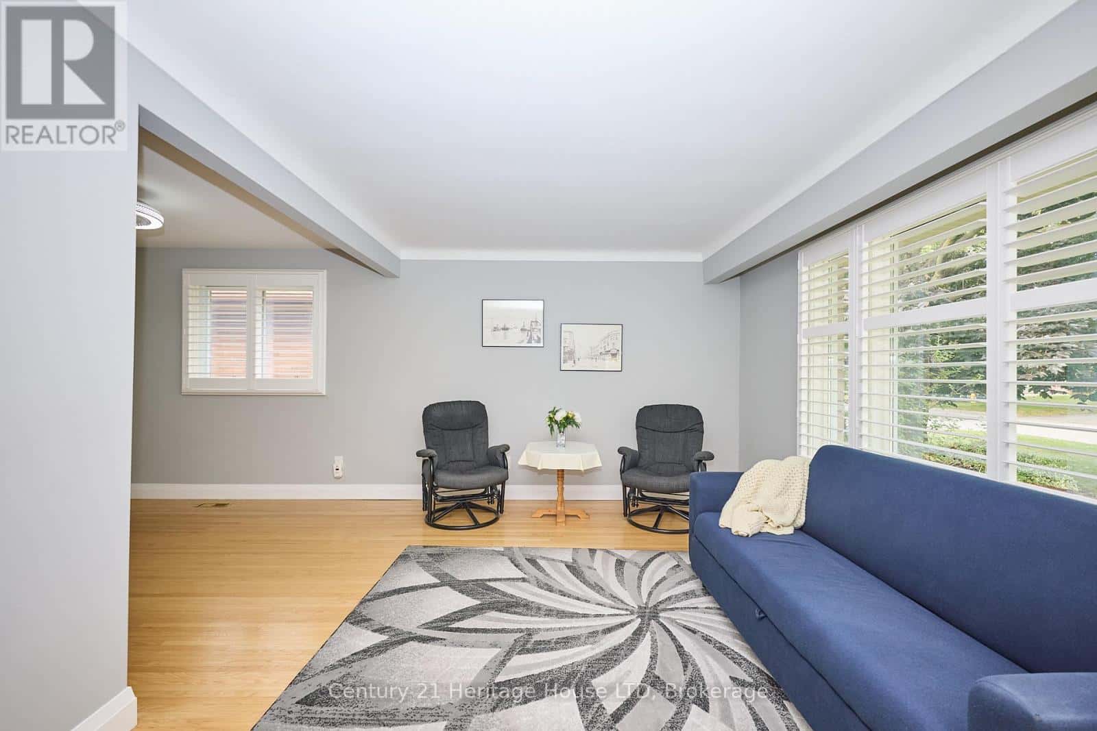 18 PRINCEWAY DRIVE — St. Catharines (Lakeport) - Photo 5 of 34