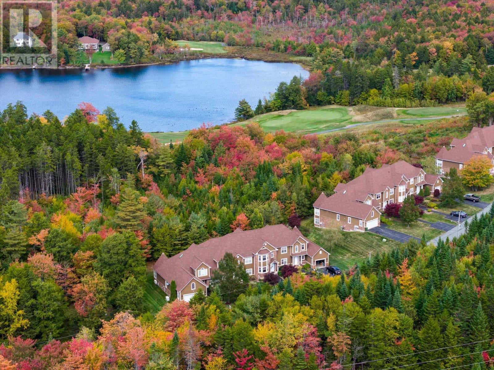 38 Greenside Lane — Hammonds Plains, Nova Scotia - Photo 2 of 47