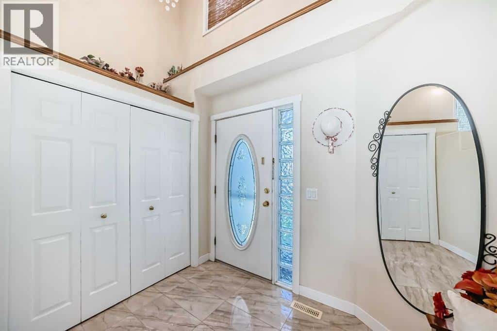 41 Covette Bay NE — Calgary - Photo 2 of 47