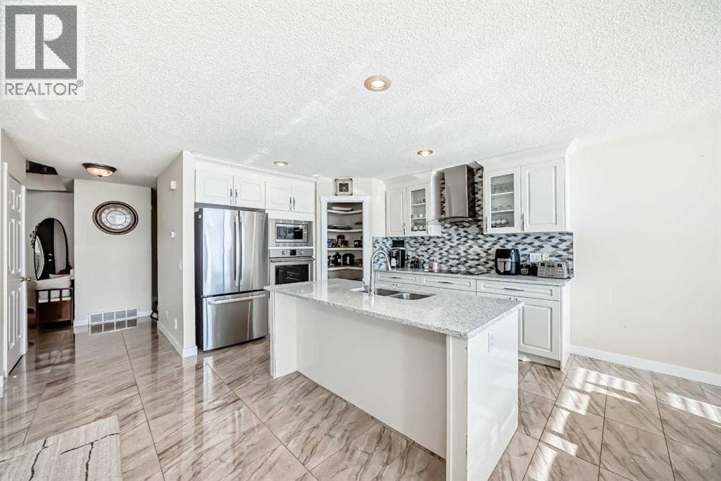41 Covette Bay NE — Calgary - Main photo